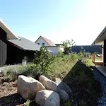 Gartenglueck By Interhome Nyaraló Zierow