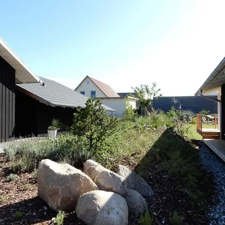 Gartenglueck By Interhome Nyaraló Zierow